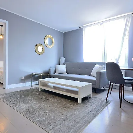 Victus Apartamenty, Tango